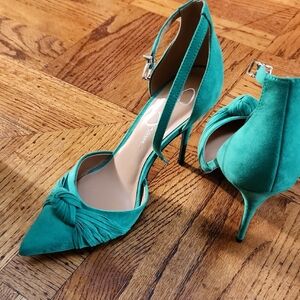 Never Worn Jessica Simpson Heels